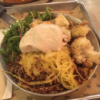 Taboonette - Kruveet Pan -quinoa, arugula, roasted cauliflower, eggplant, spaghetti squash, and hummus - Mediterranean Near Me - New York, New York
