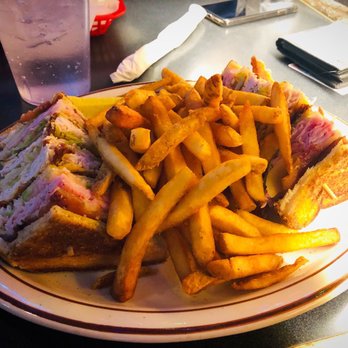 Stone Face Tavern - Pretty good food. - Pubs Near Me - Albuquerque, New Mexico