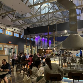 Hook & Barrel - Restaurant - Seafood Near Me - Myrtle Beach, South Carolina