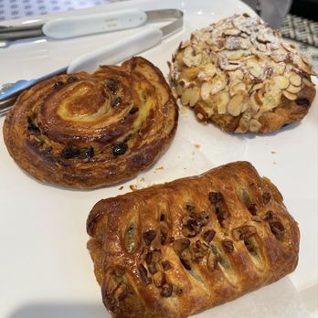 Paris Baguette - Bakeries Near Me - Coppell, Texas