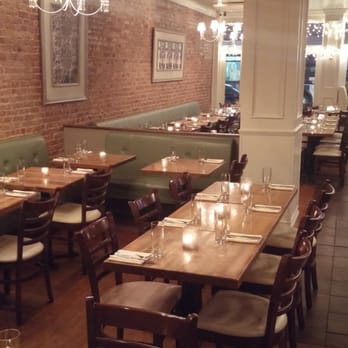 Lido - Simple, comfortable interior - Italian Near Me - New York, New York