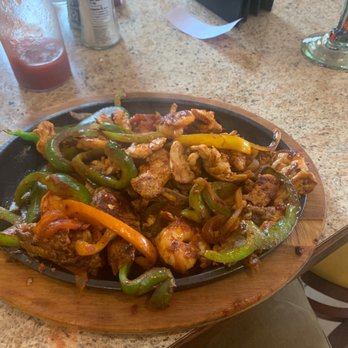 Jalisco Bar & Grill - Impressive fajitas - Mexican Near Me - Newport, New Hampshire