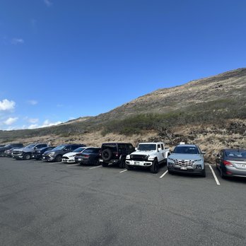 Makapu'u Point Lighthouse Trail - Parking lot - Hiking Near Me - Honolulu, Hawaii Makapu'u Point Lighthouse Trail - Parking lot - Hiking Near Me - Honolulu, Hawaii