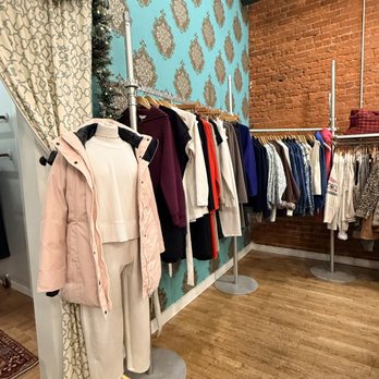 310 Rosemont - Fashion for every occasion. Canada Goose is sure to keep you cozy and warm all winter long! - Men's Clothing Near Me - Roanoke, Virginia