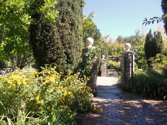 Idaho Botanical Garden by null