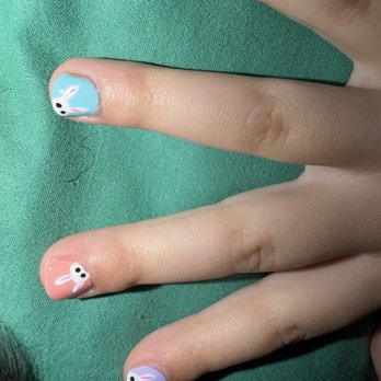 La'reine Nail Bar - Her nails turned out cute but completely peeled off in a few days. - Nail Salons Near Me - Tulsa, Oklahoma La'reine Nail Bar - Her nails turned out cute but completely peeled off in a few days. - Nail Salons Near Me - Tulsa, Oklahoma