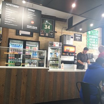 Brick 3 Pizza - Pizza Near Me - Milwaukee, Wisconsin