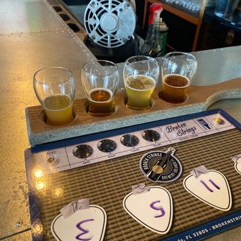 Broken Strings Brewery - Beer flight... recommend the Pale Ale, Kolsch, IPA and Hef. - Breweries Near Me - Orlando, Florida Broken Strings Brewery - Beer flight... recommend the Pale Ale, Kolsch, IPA and Hef. - Breweries Near Me - Orlando, Florida