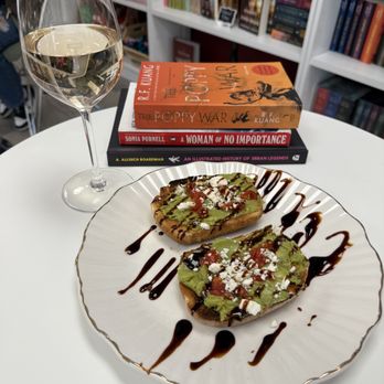 Margin Notes Bookbar - Wine Bars Near Me - El Paso, Texas Margin Notes Bookbar - Wine Bars Near Me - El Paso, Texas