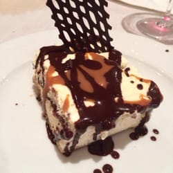 Horizontal - Tiramisu. Muy bueno.