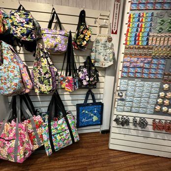 Hawaiian Isle Memories - Gift Shops Near Me - Honolulu, Hawaii Hawaiian Isle Memories - Gift Shops Near Me - Honolulu, Hawaii