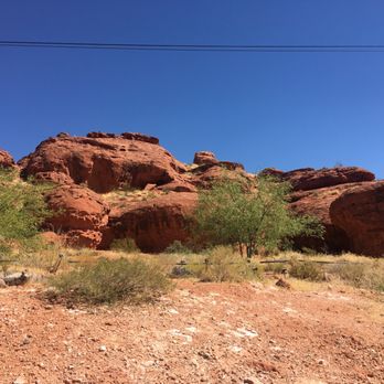 Red Hills Desert Garden - Another beautiful rock formation. Pictures don't do it justice - Botanical Gardens Near Me - St. George, Utah Red Hills Desert Garden - Another beautiful rock formation. Pictures don't do it justice - Botanical Gardens Near Me - St. George, Utah