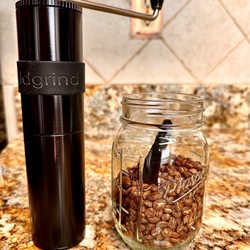 Booskerdoo Coffee & Baking - Manual grinder for my beans.