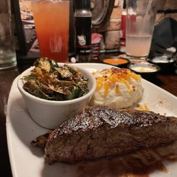 Half a steak served, really? Half a steak served, really?