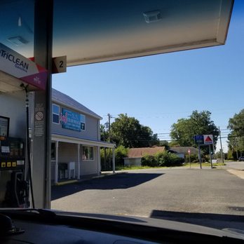 N N Crab Shack - a view of a gas station - Seafood Markets Near Me - Heathsville, Virginia N N Crab Shack - a view of a gas station - Seafood Markets Near Me - Heathsville, Virginia
