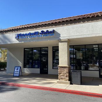 Goodwill - Exterior - Thrift Stores Near Me - Thousand Oaks, California Goodwill - Exterior - Thrift Stores Near Me - Thousand Oaks, California