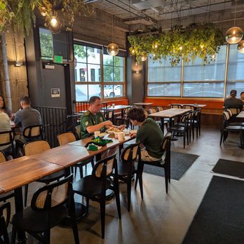 Jojo - Interior - American Near Me - Portland, Oregon