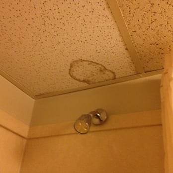 Econo Lodge Downtown - more bathroom eww - Hotels Near Me - Vernal, Utah Econo Lodge Downtown - more bathroom eww - Hotels Near Me - Vernal, Utah