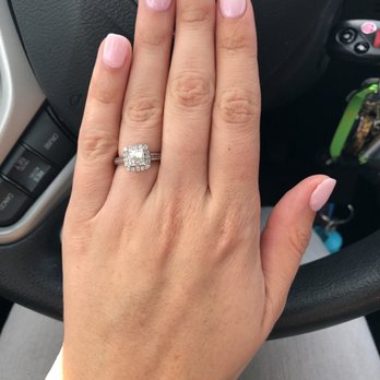 Design Her Nails - Nail Salons Near Me - rocklin, California