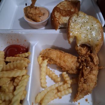 Raising Cane's Chicken Fingers - My meal with cheesey garlic bread - Fast Food Near Me - Burleson, Texas Raising Cane's Chicken Fingers - My meal with cheesey garlic bread - Fast Food Near Me - Burleson, Texas