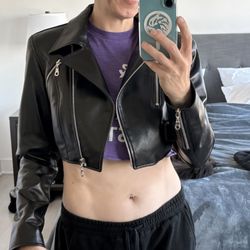 Northbound Leather - New mid-riff length motorcycle jacket. They shipped it to me after making my requested alterations.