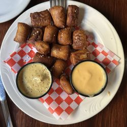 Father Paddy's - Pretzel bites