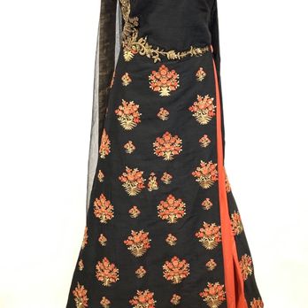 Sonu Saree Palace - Ladies party wear long dress. - Women's Clothing Near Me - Toronto, Ontario Sonu Saree Palace - Ladies party wear long dress. - Women's Clothing Near Me - Toronto, Ontario