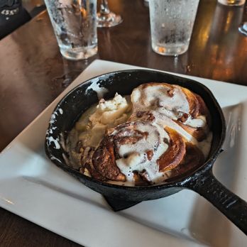 Barley + Vine Kitchen & Bar - Cinnamon Roll - Bars Near Me - Lakeville, Minnesota Barley + Vine Kitchen & Bar - Cinnamon Roll - Bars Near Me - Lakeville, Minnesota
