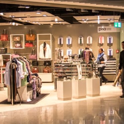 Pn'a - Sortiment: Krawatten, Schals, Hemden und Handtaschen