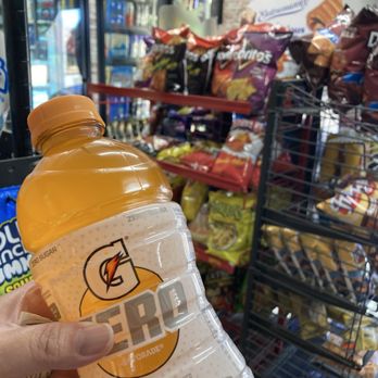 Mountain Top Mini Mart - Orange Gatorade zero - Convenience Stores Near Me - Phelan, California