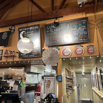 Zachary's Chicago Pizza - Pizza Near Me - Berkeley, California