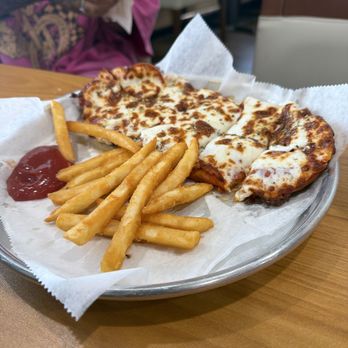 The Good Spot - Kids pepperoni pizza - Restaurants Near Me - Indianapolis, Indiana The Good Spot - Kids pepperoni pizza - Restaurants Near Me - Indianapolis, Indiana