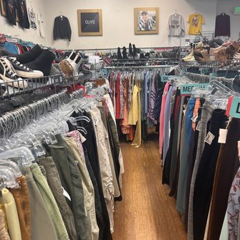 Plato's Closet San Mateo - Used, Vintage & Consignment Near Me - San Mateo, California Plato's Closet San Mateo - Used, Vintage & Consignment Near Me - San Mateo, California