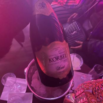 Black Magic Live - VIP Bottle Service - champagne - Adult Entertainment Near Me - Las Vegas, Nevada