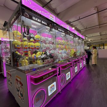 Fun for All - Claw machines area - Indoor Playcenter Near Me - Huntington Beach, California Fun for All - Claw machines area - Indoor Playcenter Near Me - Huntington Beach, California