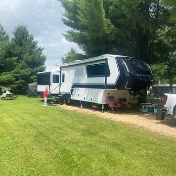 Woods Edge Campground - Campgrounds Near Me - Tomah, Wisconsin