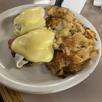 Railway Station Diner - Eggs Benedict - Breakfast & Brunch Near Me - Rochester, New York Railway Station Diner - Eggs Benedict - Breakfast & Brunch Near Me - Rochester, New York