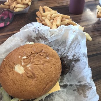 Morris Neal - Burger and fries - Burgers Near Me - Cleburne, Texas Morris Neal - Burger and fries - Burgers Near Me - Cleburne, Texas