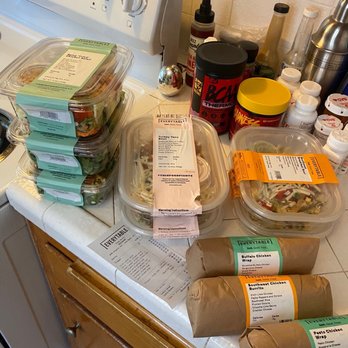 Everytable - My meals for the week a bit of everything - Salad Near Me - Long Beach, California Everytable - My meals for the week a bit of everything - Salad Near Me - Long Beach, California