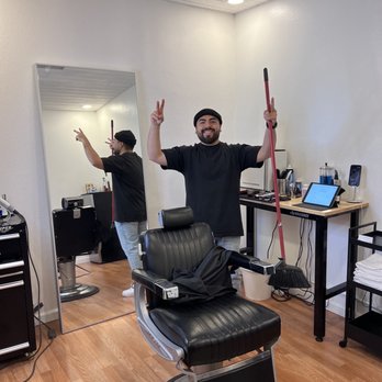 Ninety Seven Twelve Studio - Brian ! - Men's Hair Salons Near Me - Costa Mesa, California