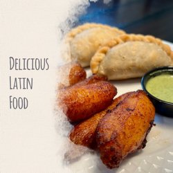 La Gran Empanada - Empanadas & Maduros