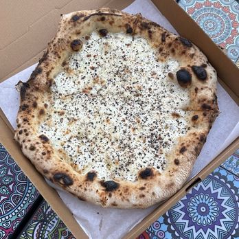 Rossanos - Cacio e Pepe pizza - Food Trucks Near Me - Delray Beach, Florida Rossanos - Cacio e Pepe pizza - Food Trucks Near Me - Delray Beach, Florida