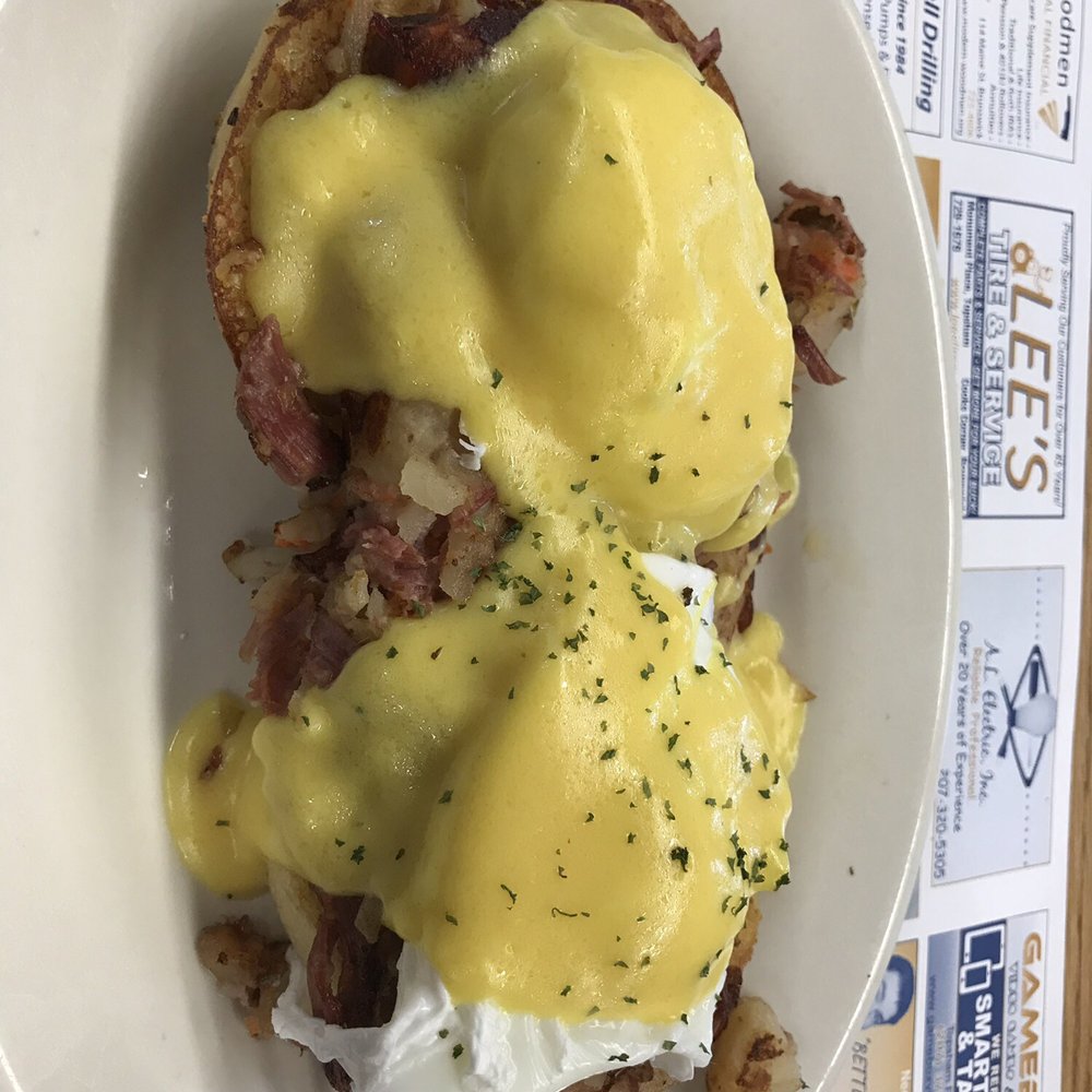 Kopper Kettle - Irish Benedict - Sandwiches Near Me - Topsham, Maine