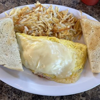 Capos Corner - Pastrami Omelette - American Near Me - Victorville, California