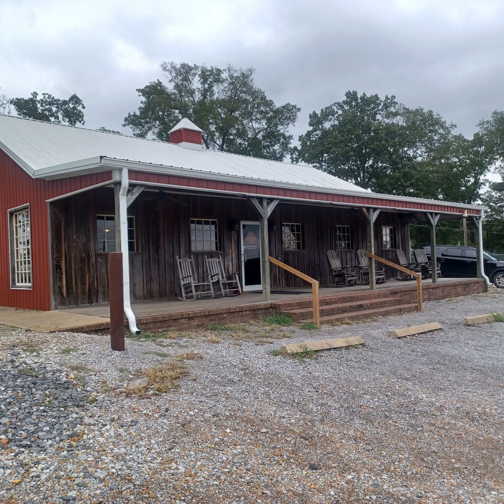 Davey Jay's BBQ - Outside - Barbeque Near Me - Columbus, Mississippi Davey Jay's BBQ - Outside - Barbeque Near Me - Columbus, Mississippi