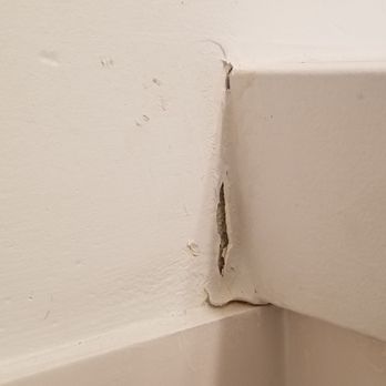 Alpine Homes - This is around the tub. This is the master bathroom. We've maybe used the tub 10 times.... it's so bad! - Home Developers Near Me - Draper, Utah
