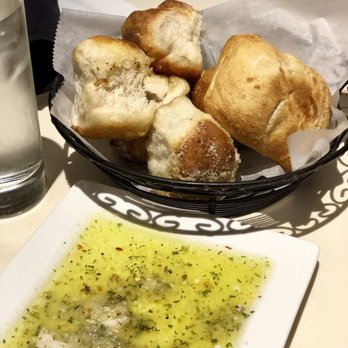 Cafe Toscano - Bread on the house - Italian Near Me - Aurora, Ohio