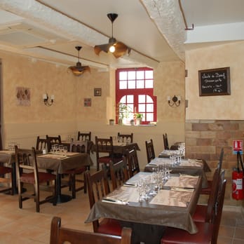 Le Rialto - la salle - Italian Near Me - Perpignan, 66
