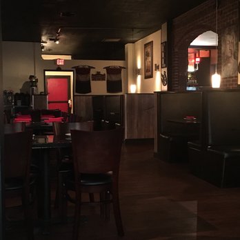 Bahn Thai Restaurant - Thai Near Me - Tallahassee, Florida