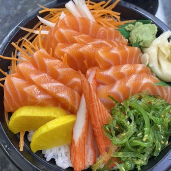 Sushi Kaku - salmon don - Sushi Bars Near Me - Marlborough, Massachusetts